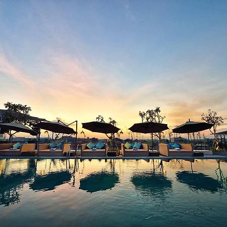 De Vins Sky Hotel Seminyak Extérieur photo