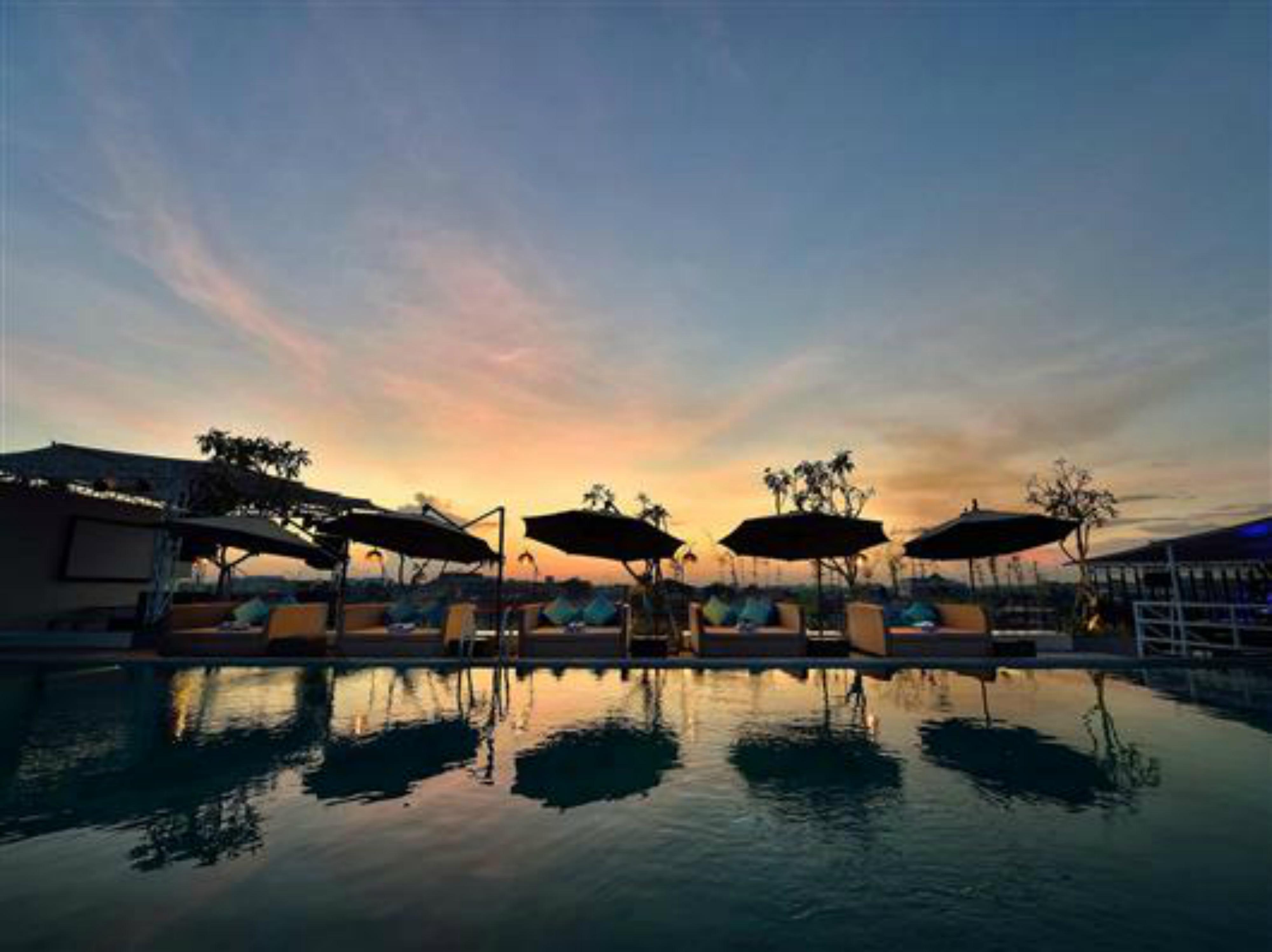 De Vins Sky Hotel Seminyak Extérieur photo