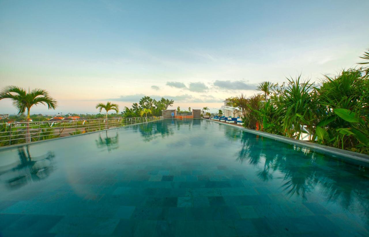 De Vins Sky Hotel Seminyak Extérieur photo